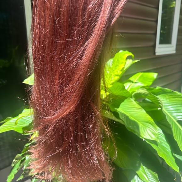 Jon Renau Avery Hand Tied Lace Cap Synthetic Fiber Wig 130/31 Cherry Cobbler - Picture 4 of 14